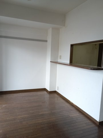 レジオン四条畷の居間・リビング