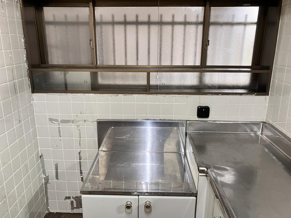 野洲市冨波甲　中古戸建のキッチン
