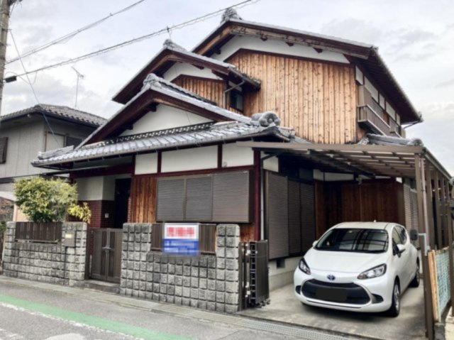 野洲市冨波甲　中古戸建