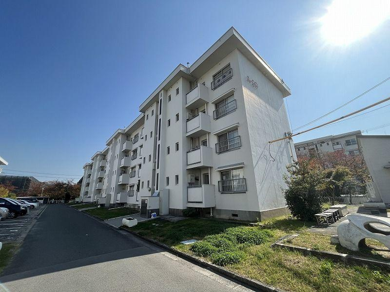 香里三井H住宅99号棟の外観|■物件内覧・資金計画相談・住宅ローン相談、リフォーム相談、お問合せ受付中■
※当日・翌日のご内覧、ご相談はお電話でのお問合せがスムーズです！