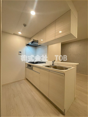 【キッチン】 | ルオーレ上北沢駅前 | ガス3口グリル付き