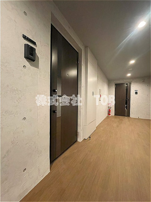 【その他】 | ルオーレ上北沢駅前 | 201号室　玄関ドア