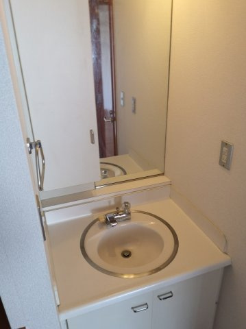 松庵三丁目戸建B邸の洗面所