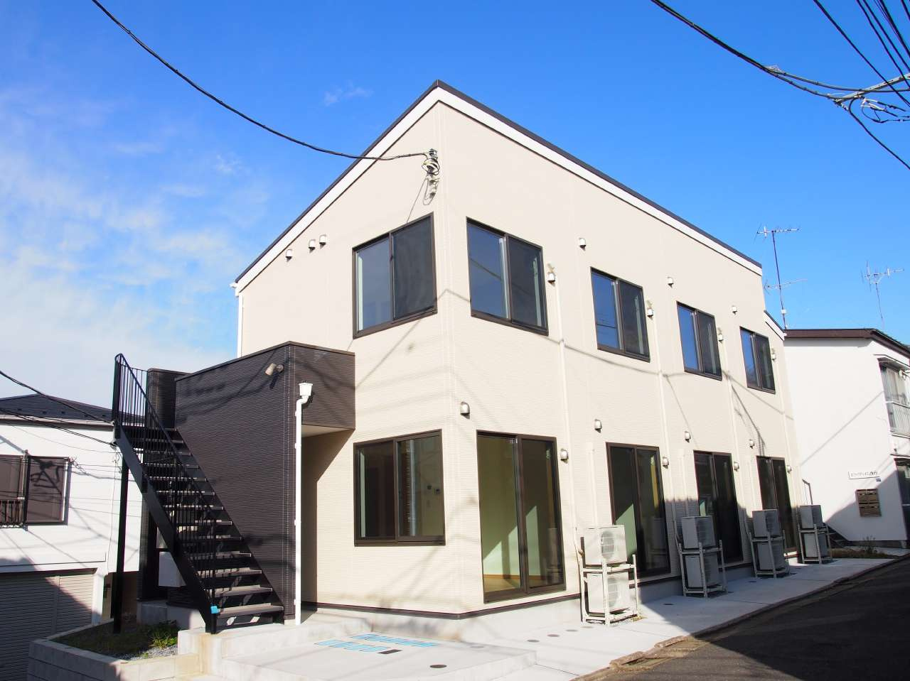 ホワイトパレット西台の外観