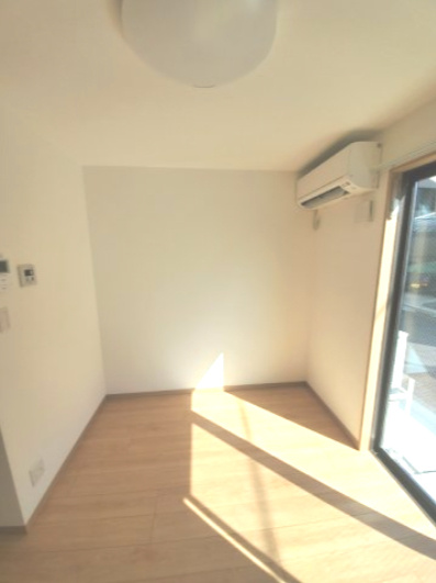 ホワイトパレット西台の居間・リビング