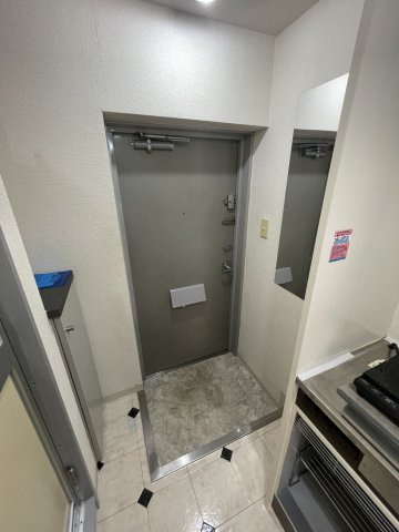 フローラ宮崎台の玄関