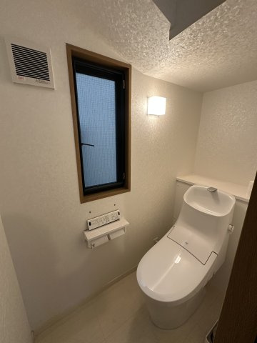 南大塚1丁目戸建のトイレ