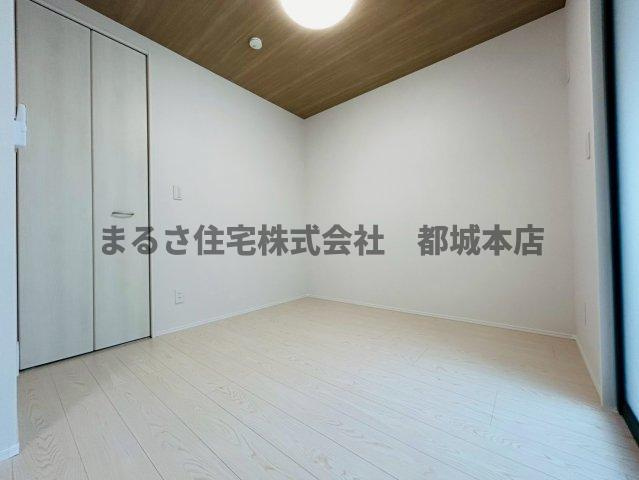 アベニール高城の居間・リビング
