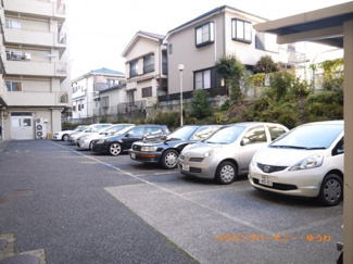 【駐車場】