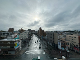 【展望】 | バルコニーからの展望。遮る建物が無く、素敵な景観と暖かい日差しをお部屋に運んでくれます♪