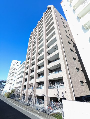 ライオンズマンション両国リバーサイドの外観