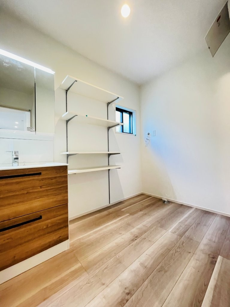 豊田市秋葉町第1　新築分譲住宅　全2棟　1号棟の脱衣所