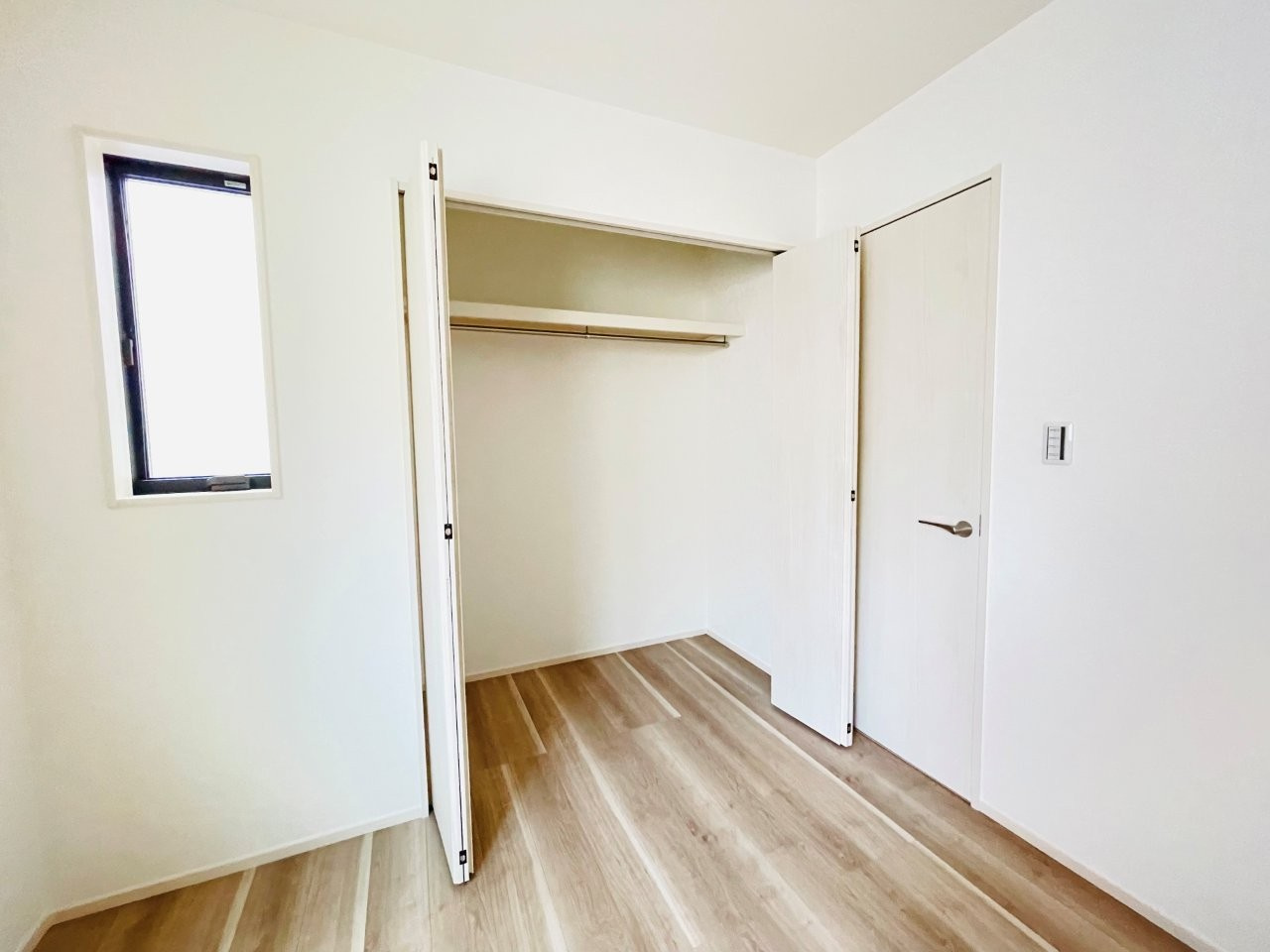 豊田市秋葉町第1　新築分譲住宅　全2棟　1号棟の収納|豊富な数のクローゼットには、衣類、日用品、家族の思い出まで大切に保管できます♪