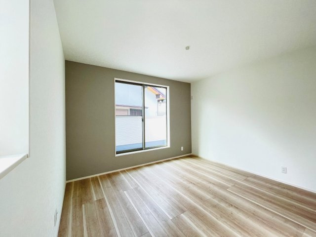 豊田市秋葉町第1　新築分譲住宅　全2棟　2号棟の洋室|居室は、収納つきで子ども部屋や寝室など多彩な用途の利用ができます♪