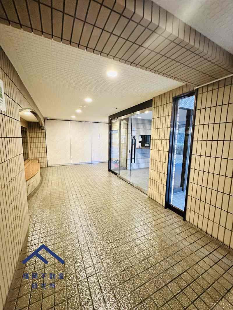 ダイアパレス大橋南第三のエントランス