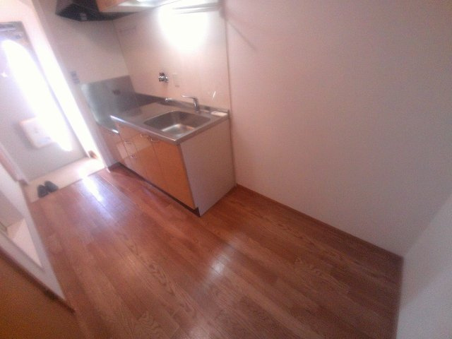 グローリー1番館の居間・リビング