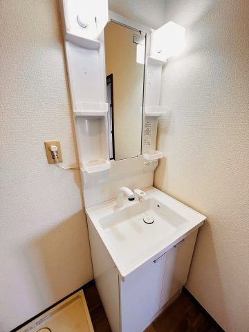 メイプル新代の独立洗面台