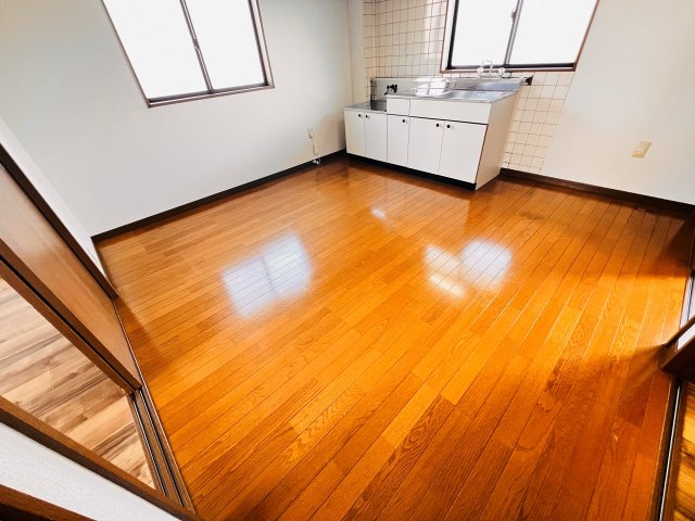 メイプル新代の居間・リビング