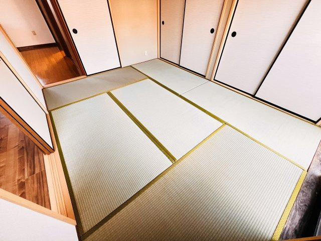 メイプル新代の和室