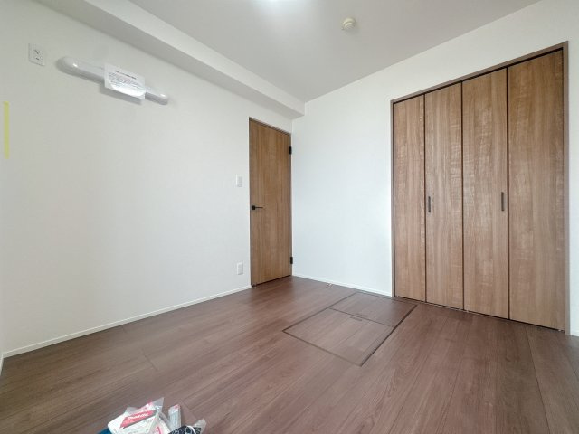 【洋室】 | コアマンションルネス空港東☆仲介手数料無料☆ | 全居室エアコン設置可能です♪エアコンが取付られずに、収納部屋や物置部屋にされてるマンション意外と多いんです！