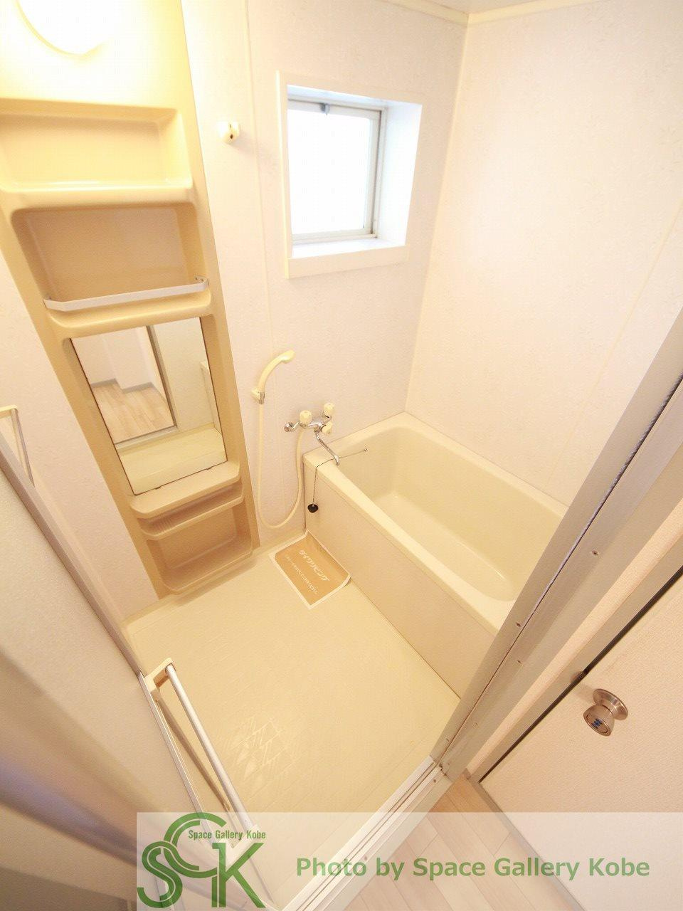 グランディール福田の浴室|※お部屋により仕様が異なる場合があります。