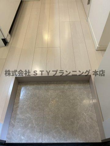 仲介手数料０円！EMブランドールの玄関