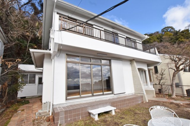 西宮市苦楽園四番町中古戸建│4LDKの外観|閑静な住宅地のリフォーム済み物件です。見学をご希望の方はお気軽にお問合せ下さい。