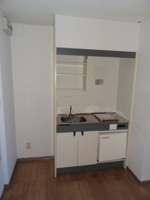 【キッチン】 | プロスパーなかた | ＩＨコンロ！冷蔵庫置場！