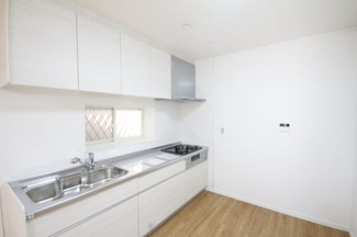 【キッチン】 | 早稲田中古戸建 | 広々キッチンで料理もはかどります