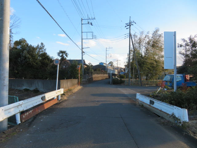 所沢市糀谷の倉庫の周辺