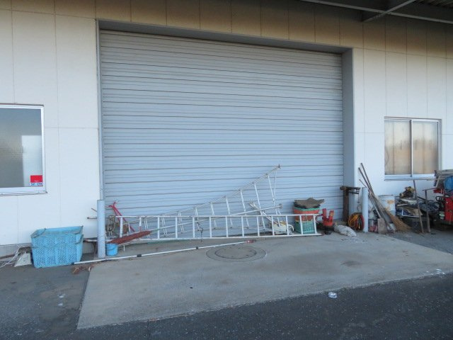 所沢市糀谷の倉庫の外観