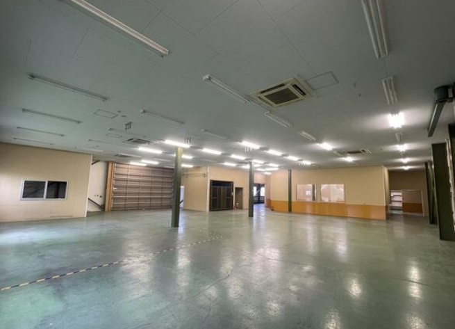所沢市糀谷の倉庫の内装