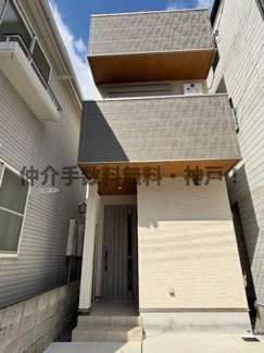 【外観】 | 神戸市須磨区村雨町6丁目　新築戸建　仲介手数料無料！ | 外観です