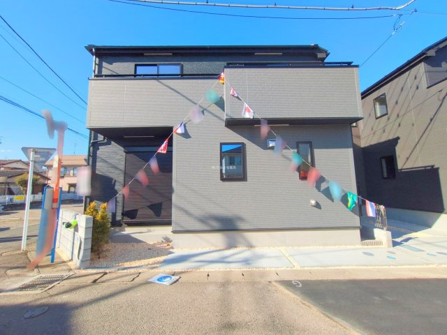 ふじみ野市上ノ原３丁目の新築一戸建の外観|◇外観◇　(3号棟)
2025年1月撮影
上福岡駅徒歩圏内、閑静な住宅街！
住宅性能評価書付きの耐震新築一戸建て　全4棟

資料請求やご見学などお気軽にお問い合わせください♪