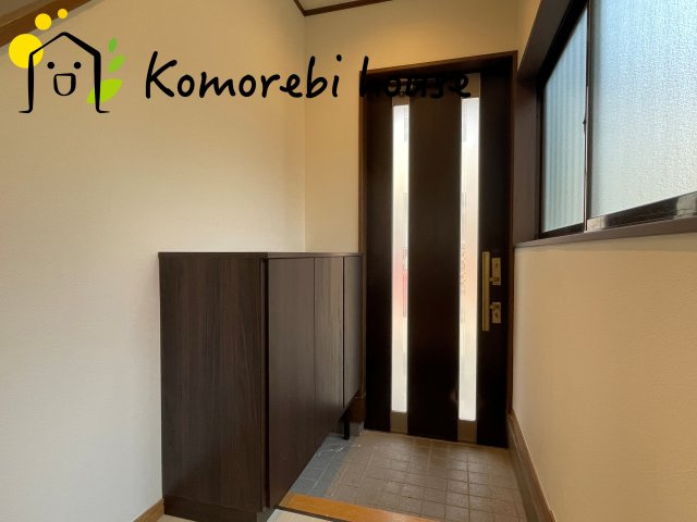 上尾市大字上　中古一戸建ての玄関|きれいな玄関です