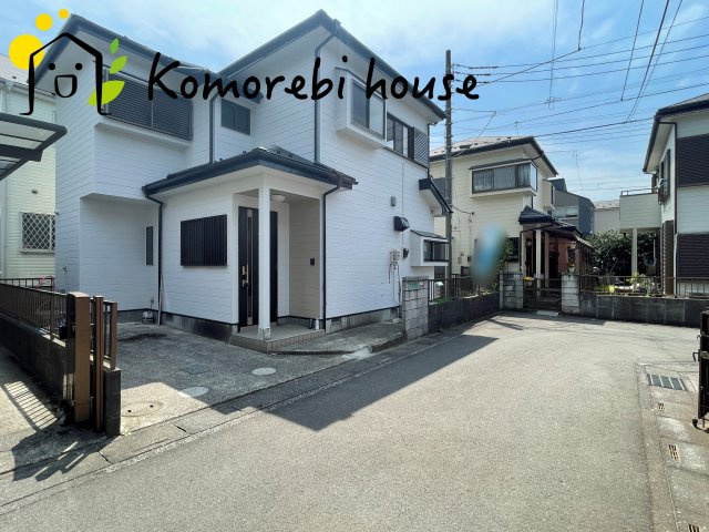 上尾市大字上　中古一戸建ての前面道路含む現地写真|前面道路含む現地写真です