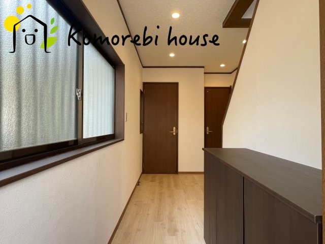 上尾市大字上　中古一戸建ての玄関|ゆったりとした玄関です