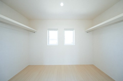 【バルコニー】 | 鈴鹿市稲生塩屋2丁目《2号棟》