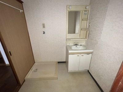 【独立洗面台】 | 第3増田マンション | 独立洗面台、朝の身支度には欠かせません