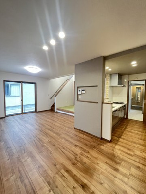 【居間・リビング】