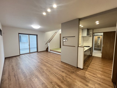 【居間・リビング】