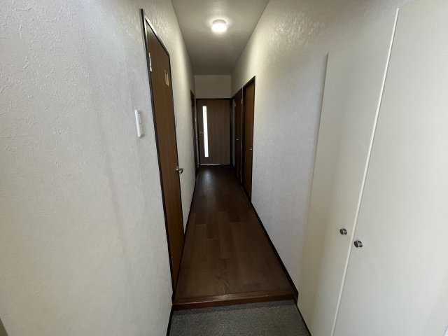 コスモハイツの玄関