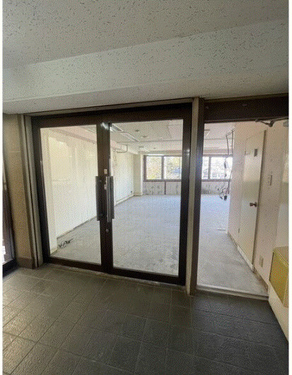 松原市天美東　貸店舗665240の玄関