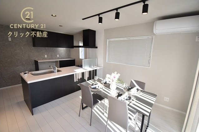 クレアスタウン  水戸市東野町　16