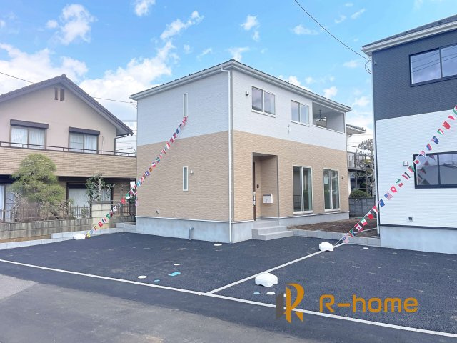 土浦市中高津第9　新築戸建て　1号棟の外観|ご予約を頂ければ、『平日』はもちろん『早朝』や『夜間』もご見学可能です♪お気軽にお申し付けください♪