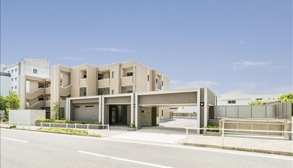 レセナデナリの外観