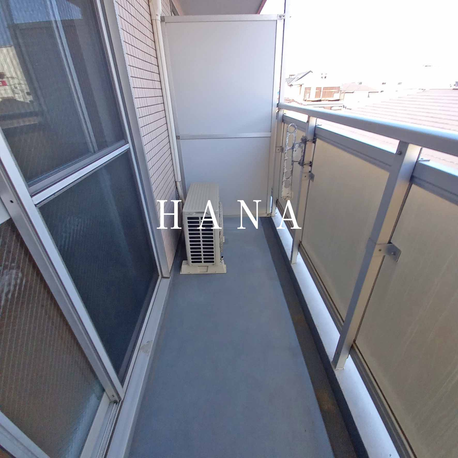 ＣＵＢＥ浦安のバルコニー