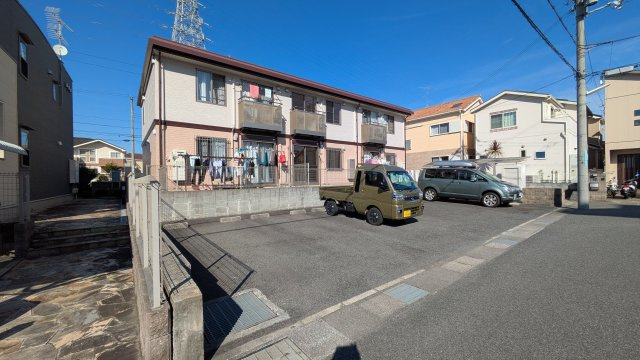 【駐車場】