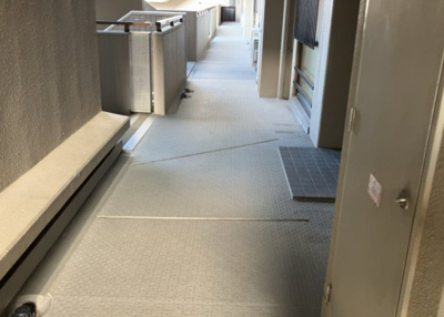 【その他共用部分】 | サーパス上溝第２ | 共有部分は、住民なら誰もが使える設備のこと。例えば駐車場やエレベーター、インターネット設備、セキュリティ設備などがあります。他にも、マンションの廊下・外部階段やエントランス・ゴミ置き場などがあります。