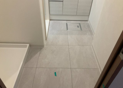 【脱衣所】 | サーパス上溝第２ | 洗面脱衣所は「体を綺麗に整える場所」という目的と役割を持っています。そして便利で使い勝手のいい「体を綺麗に整える場所」にするためには、配置や動線、照明や収納計画をしっかりと検討しておく必要があります。